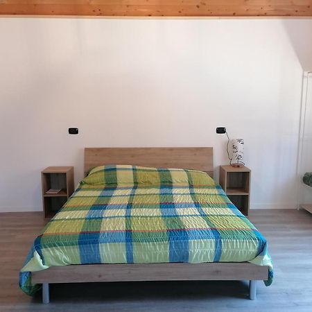 Agriturismo Bio Apipoli Lucino Buitenkant foto