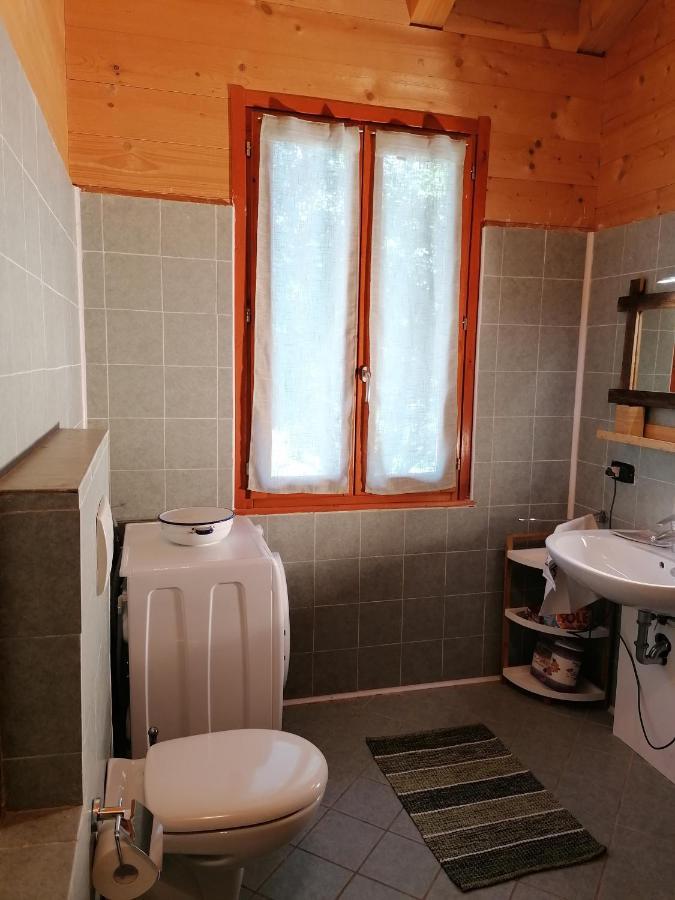 Agriturismo Bio Apipoli Lucino Buitenkant foto