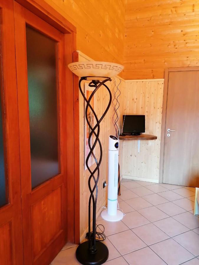 Agriturismo Bio Apipoli Lucino Buitenkant foto